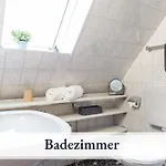 Blumenvilla - 15 Minuten Bis Zum Heide Park, Haustiere Willkommen, Sauna Im Gebaeude Schneverdingen