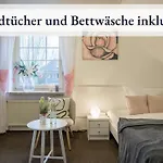 Blumenvilla - 15 Minuten Bis Zum Heide Park, Haustiere Willkommen, Sauna Im Gebaeude 아파트 슈네베르딘겐